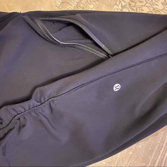 Lululemon Black Side Pockets Leggings 6 - Picture 5 of 6